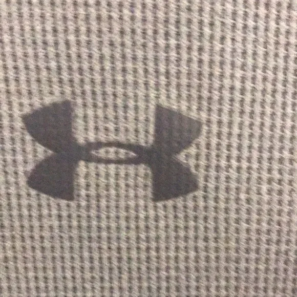 Under Armour top - Picture 3 of 5